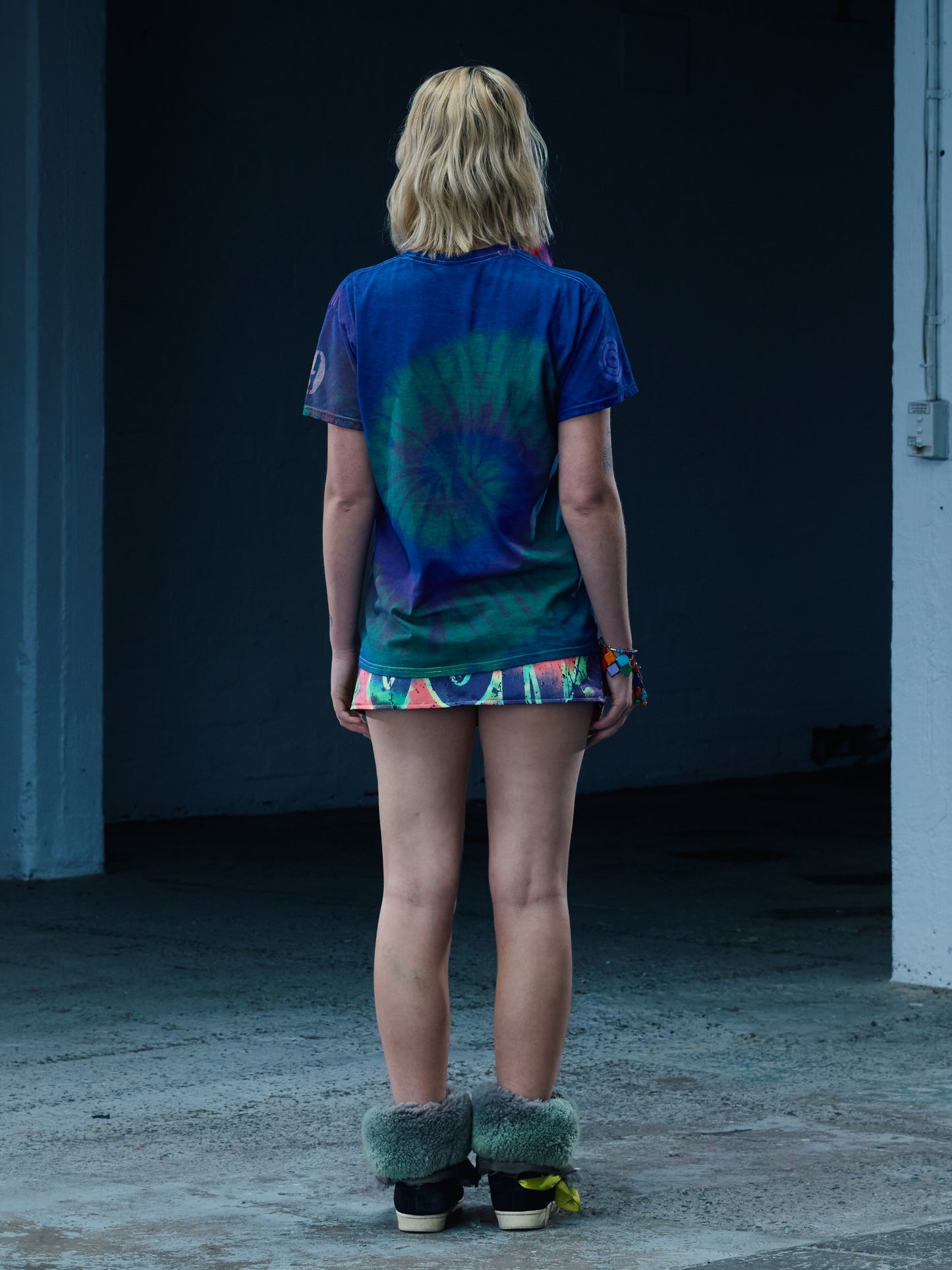 The Vibrations Tee | Navy