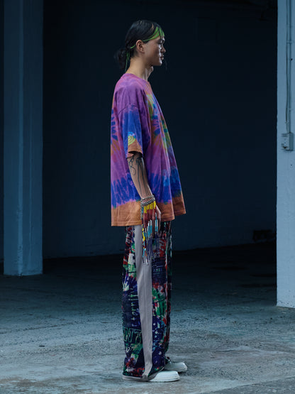 The Vibrations Tee | Magenta
